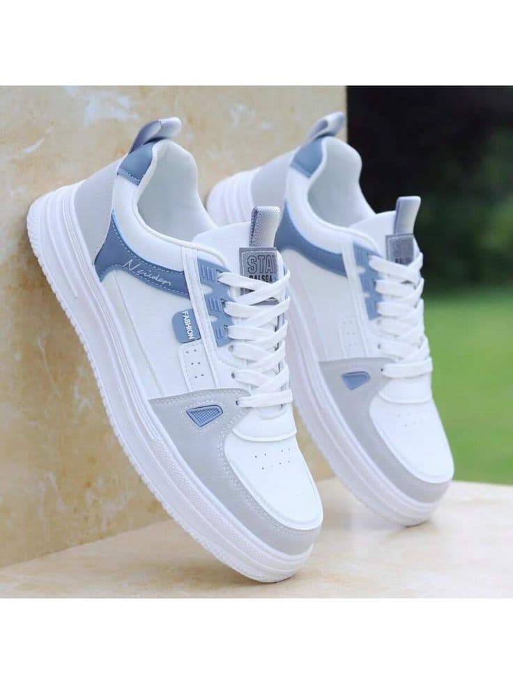 Modern Men's Casual Sneakers & Complete Outfit Sets: Retro Trainers, Chunky Streetwear, and Coordina